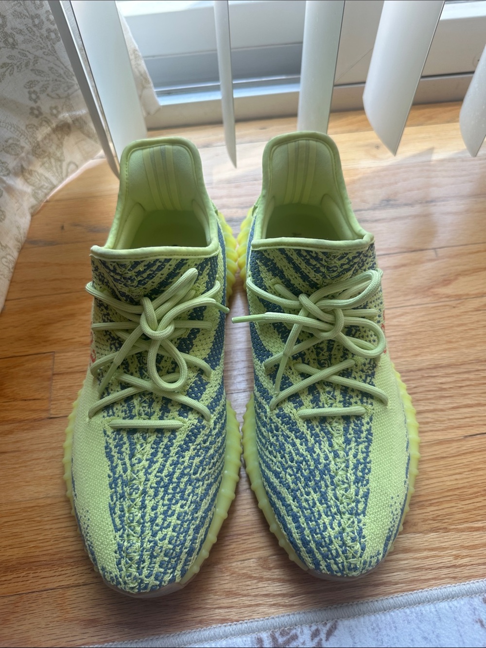 Yeezy 350 Frozen Yellow - Picture 2 of 5